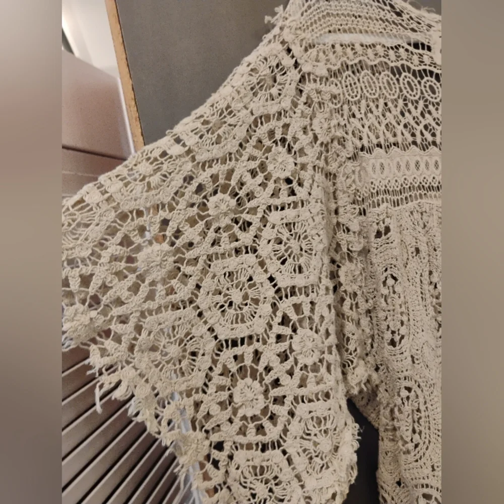 Jaded Gypsy Forever Timeless Crochet Kimono Duster OS NWT - Picture 11 of 15
